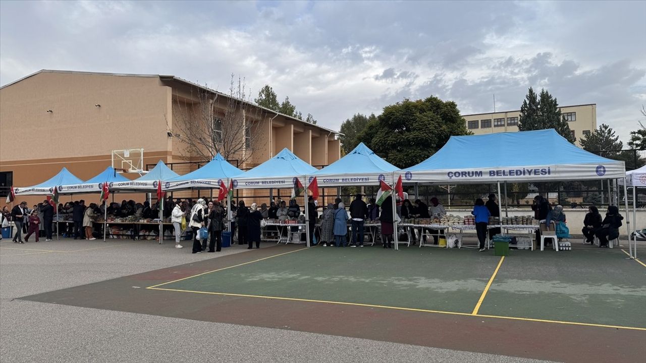 Çorum'da Filistin İçin Yardım Kermesleri Düzenlendi