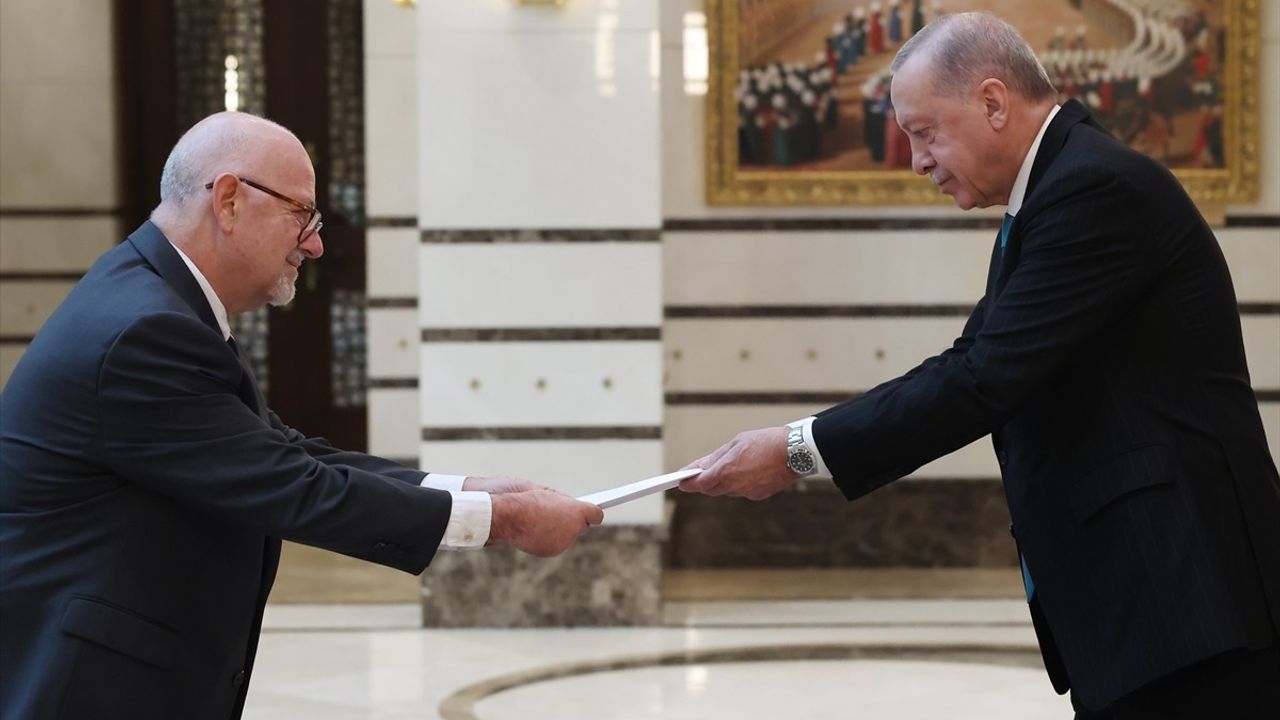 Cumhurbaşkanı Erdoğan Büyükelçileri Kabul Etti