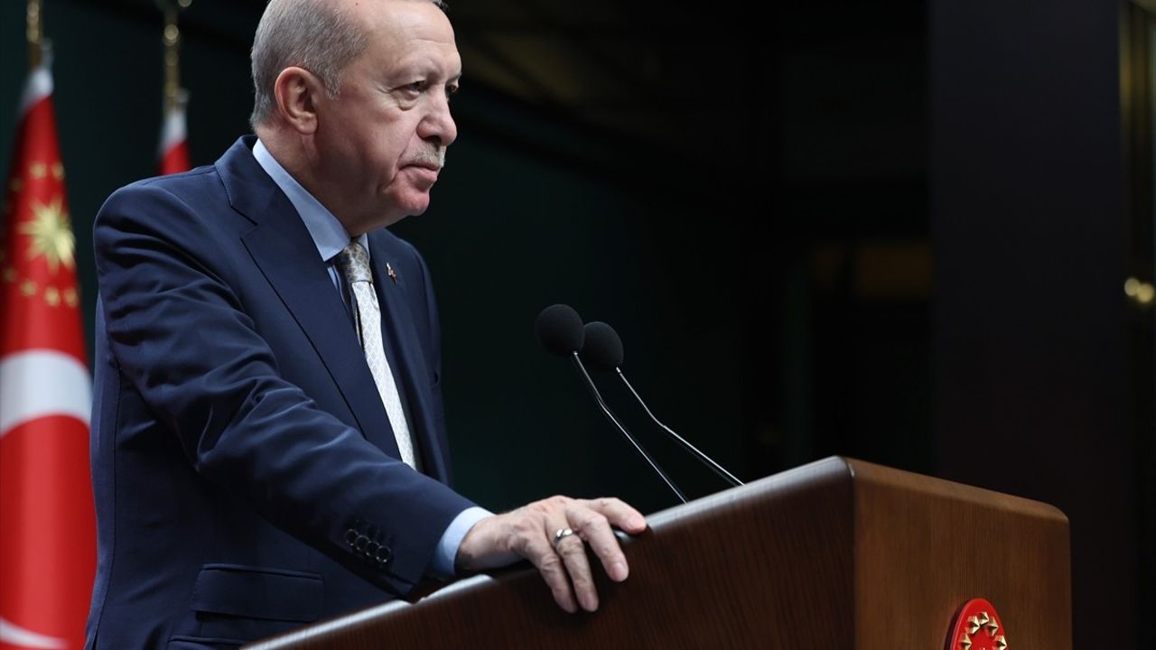 Cumhurbaşkanı Erdoğan: Türkiye Liyakatli Kadrolarla Yönetiliyor