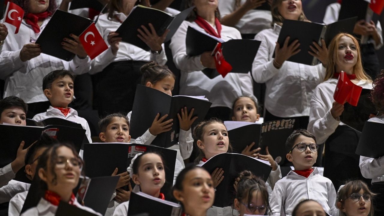 Cumhuriyet Bayramı'nda Coşkulu Konser