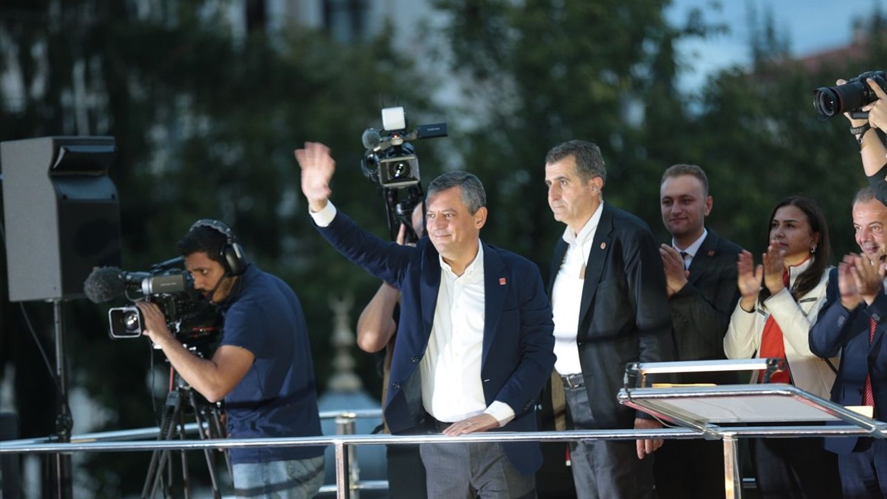 Cumhuriyet Halk Partisi Genel Başkanı Özgür Özel'in Bolu Mitinginde Vurguları