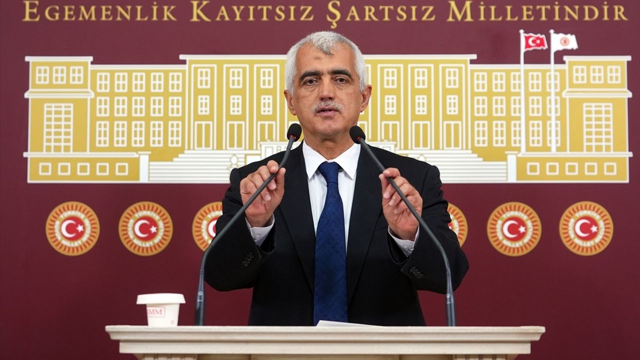 DEM Parti Milletvekillerinin Basın Toplantısı