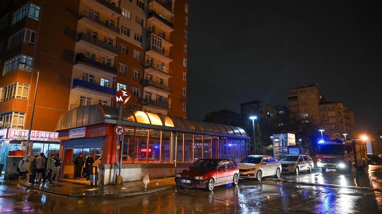 Demetevler Metro İstasyonunda Duman Paniği