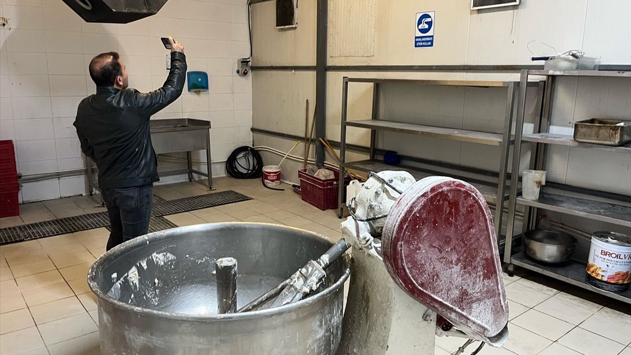 Denizli'de Halk Ekmek Fabrikasında Denetim: Fare İddiaları İncelendi