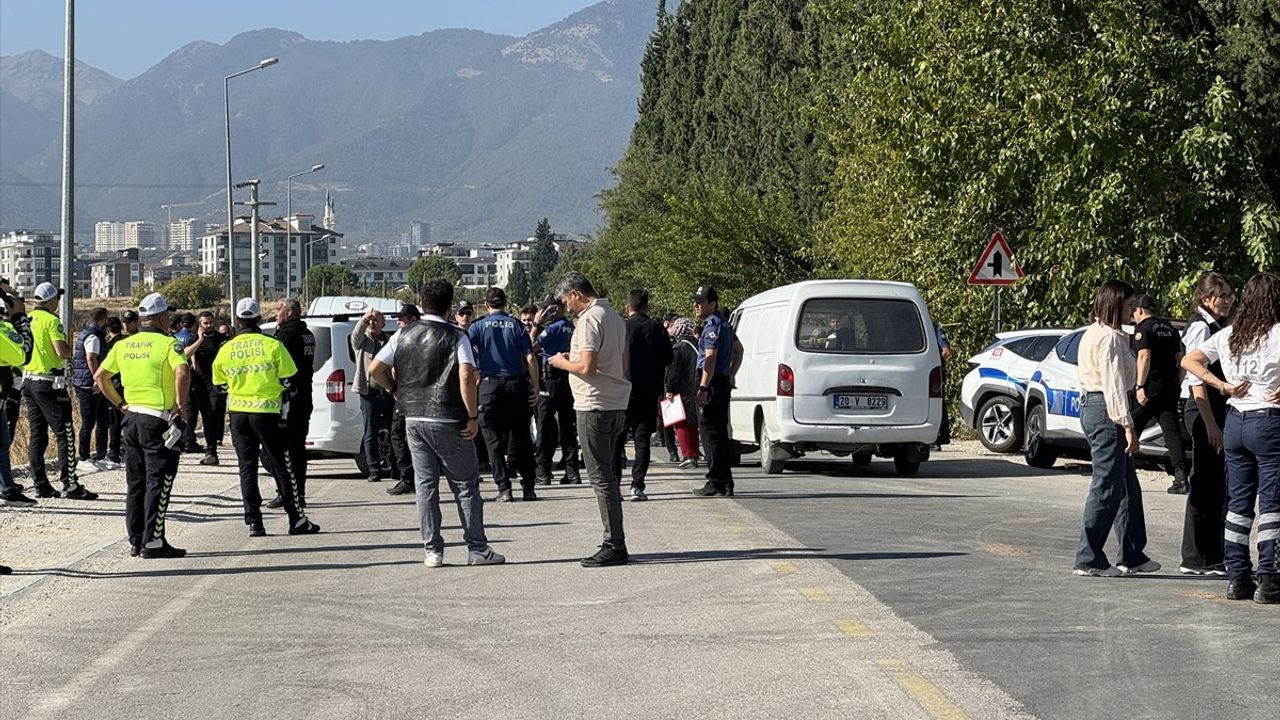 Denizli'de Trafikte Silahlı Saldırı: 1 Ölü, 2 Yaralı