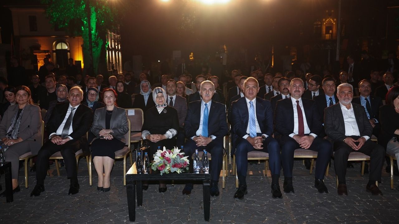 Diyarbakır'da Antakya Medeniyetler Korosu'nun Konseri