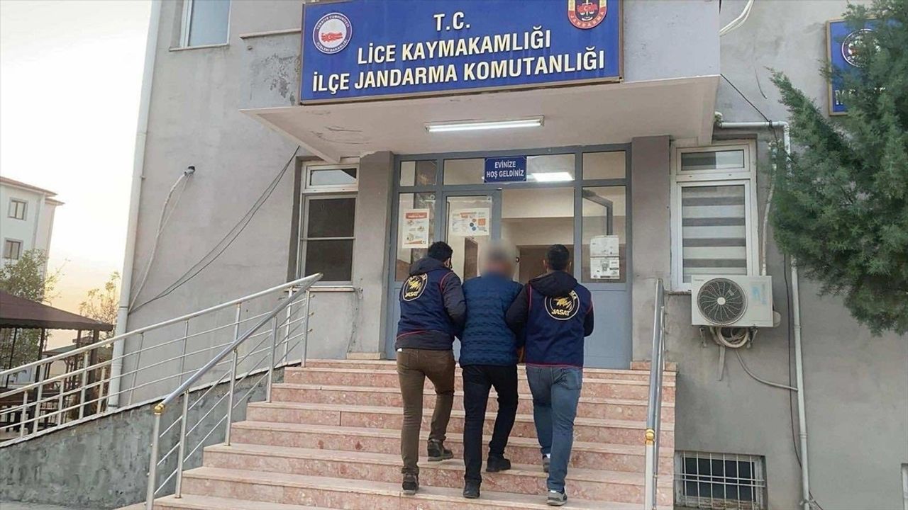 Diyarbakır'da Uyuşturucu Suçlusu Yakalandı