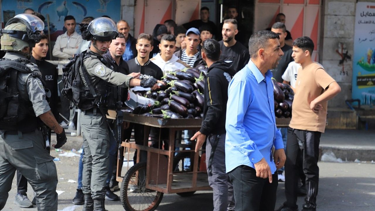 El Halil'de İsrail Ordusunun Baskınında 3 Çocuk Yaralandı
