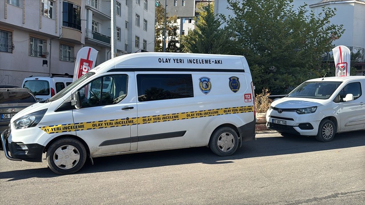 Elazığ'da Kent Konseyi Başkanı Silahlı Saldırıya Uğradı