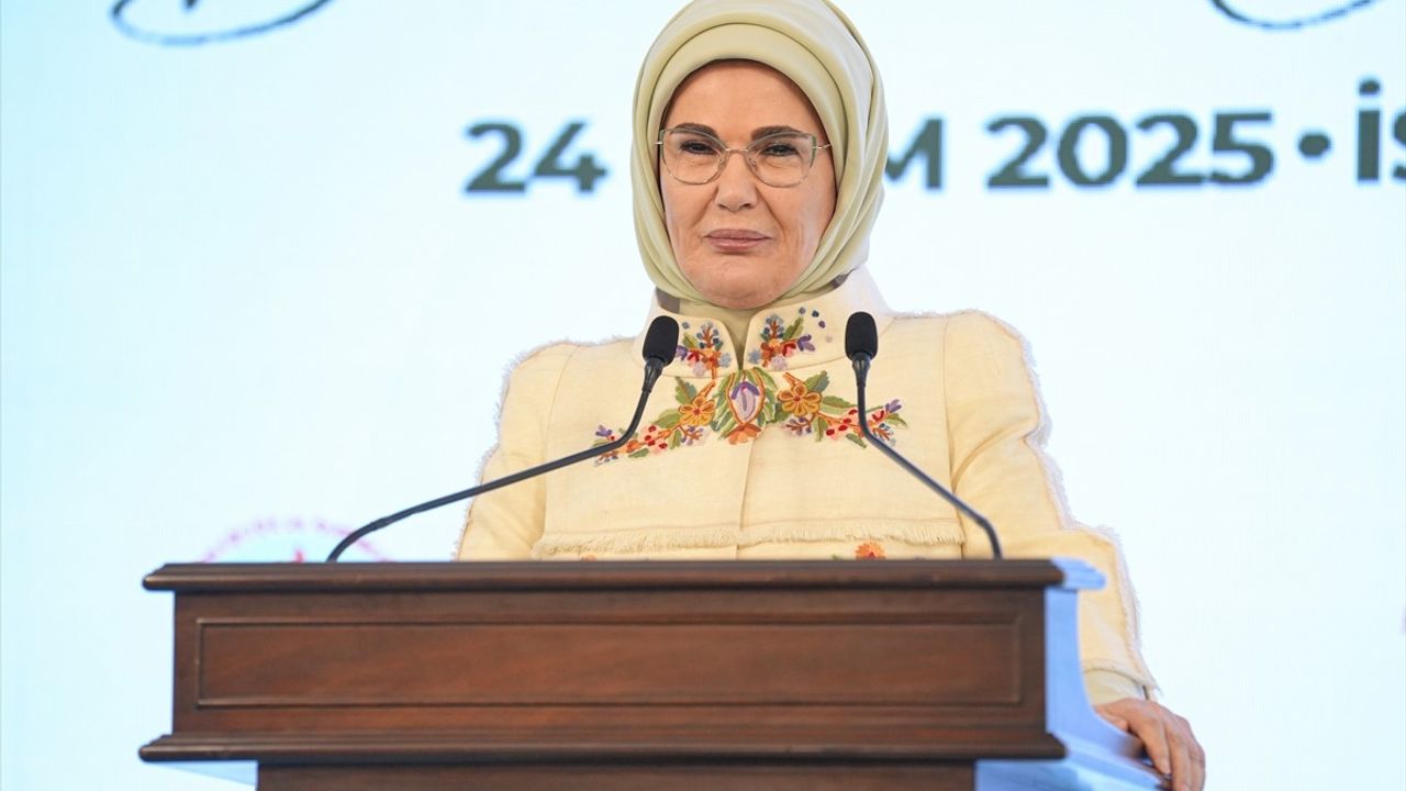 Emine Erdoğan Siirt'te Kardeşlik ve Kültür Vurgusu Yaptı