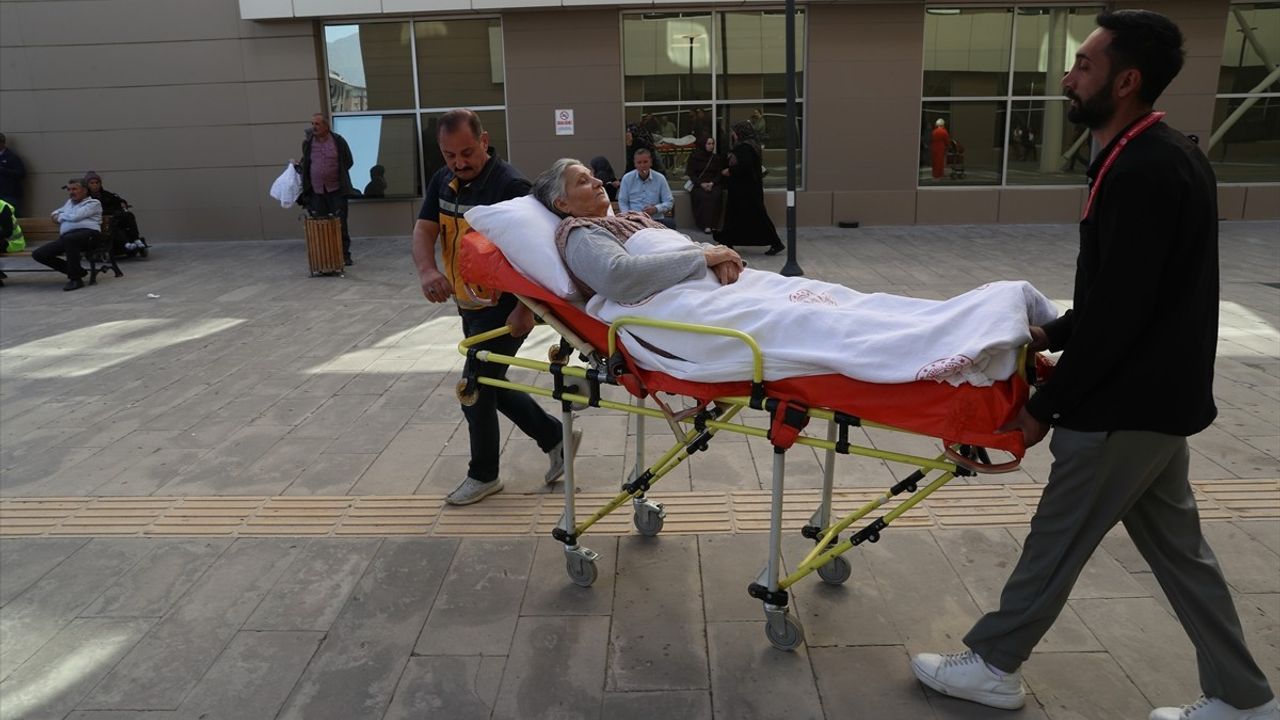 Erzincan'da Ücretsiz Ev Taşıma Hizmeti