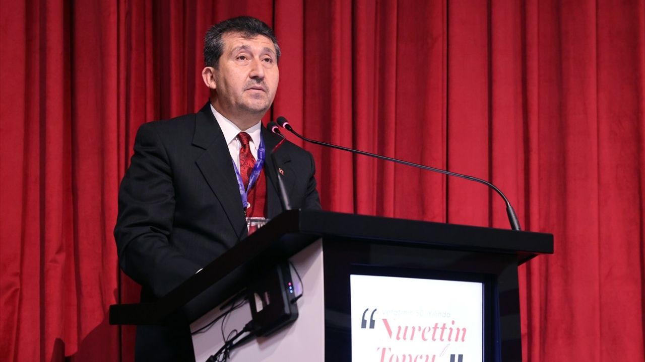 Erzurum'da Nurettin Topçu'ya Saygı: Uluslararası Bilgi Şöleni Başladı