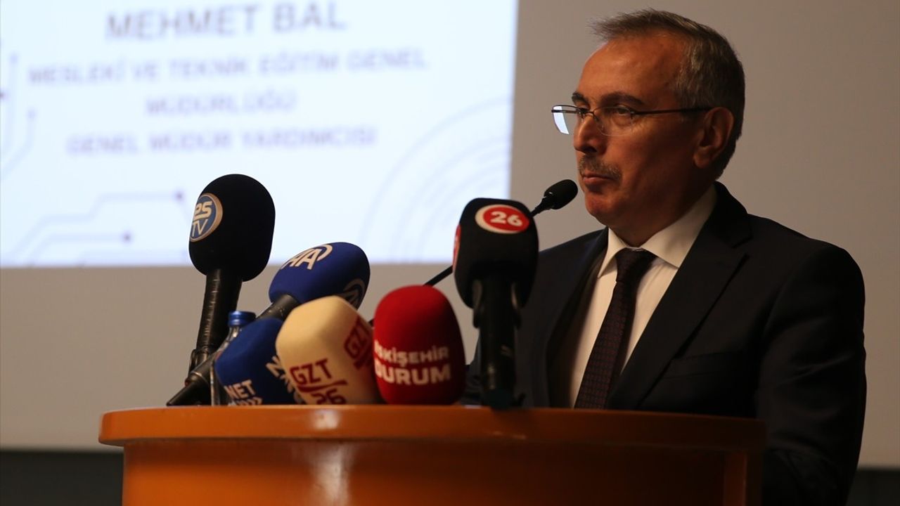 Eskişehir'de Geleceğin Mesleki Eğitimi Çalıştayı Yapıldı