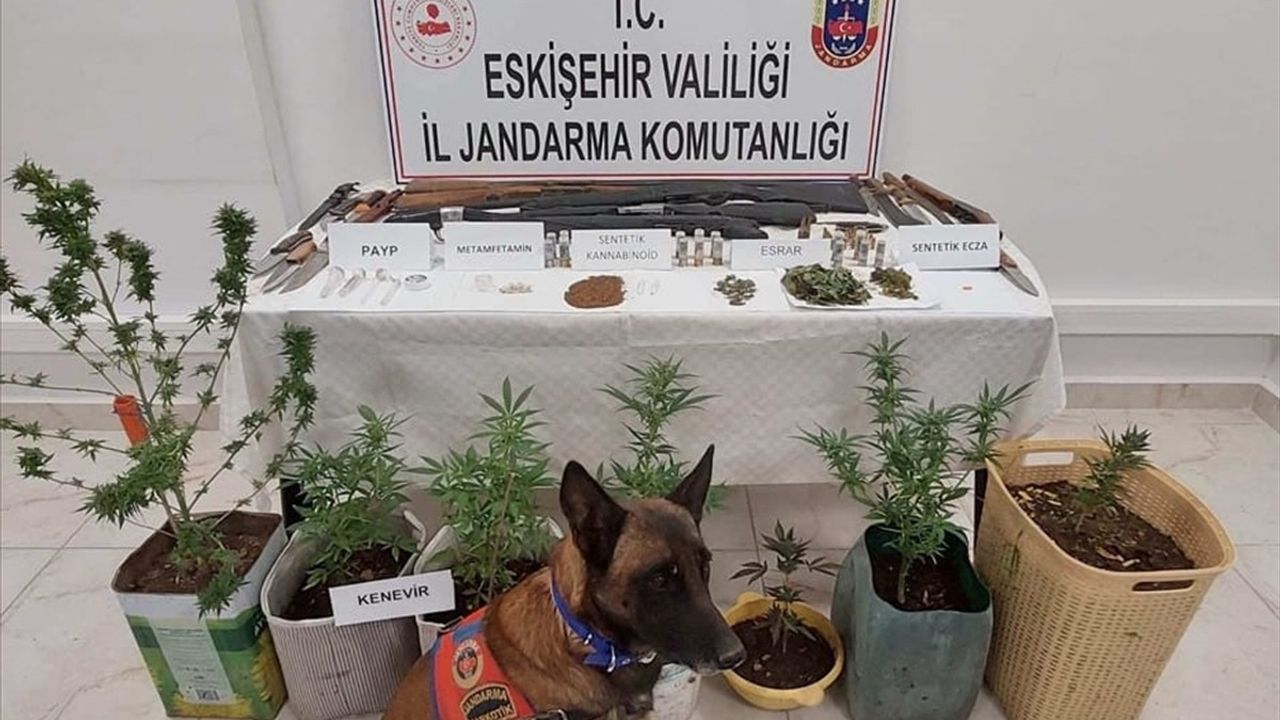 Eskişehir'de Uyuşturucu Operasyonu: 7 Kişi Gözaltında