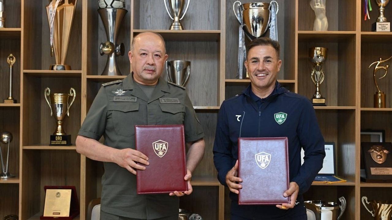 Fabio Cannavaro Özbekistan Milli Takımı'nda