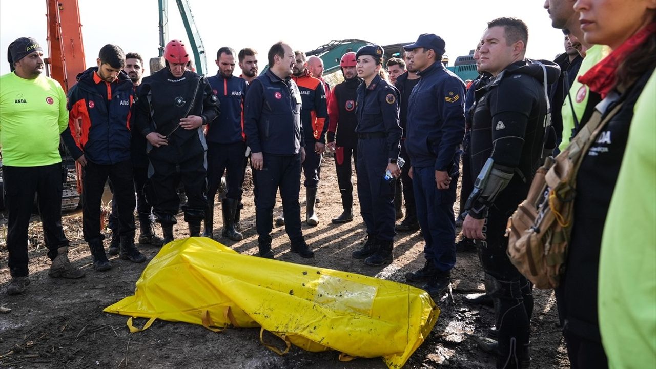 Foça'da Sel Felaketi: AFAD Başkanı Pehlivan'dan Önemli Açıklamalar