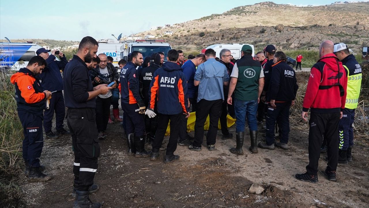 Foça'da Sel Felaketi: Kayıp Bülent Kaptanoğlu'nun Cansız Bedenine Ulaşıldı