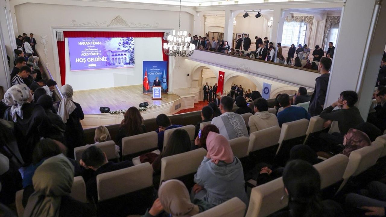 Gazi Üniversitesi 2025-2026 Akademik Yılı Açılış Töreni Gerçekleşti