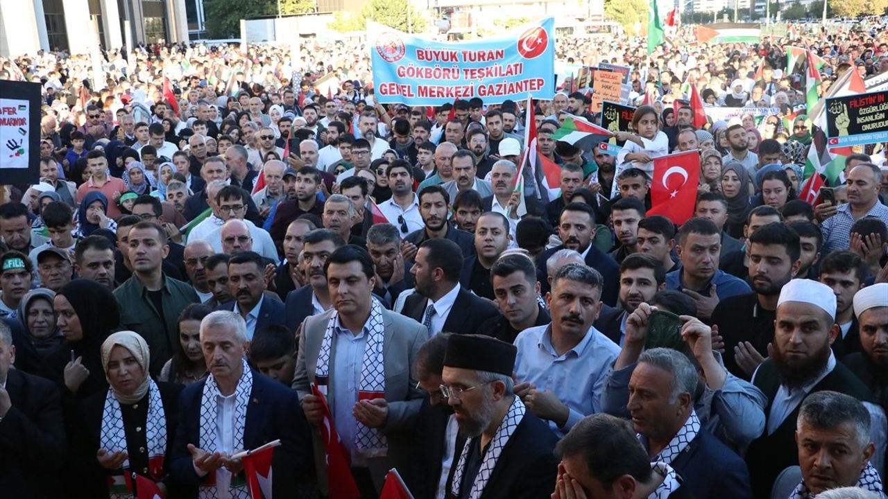 Gaziantep'te Filistin'e Destek Yürüyüşü Gerçekleşti