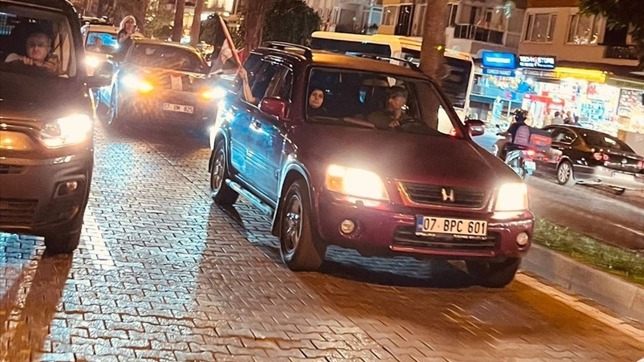 Gazze'ye Destek İçin Alanya'da Off-Road Konvoyu
