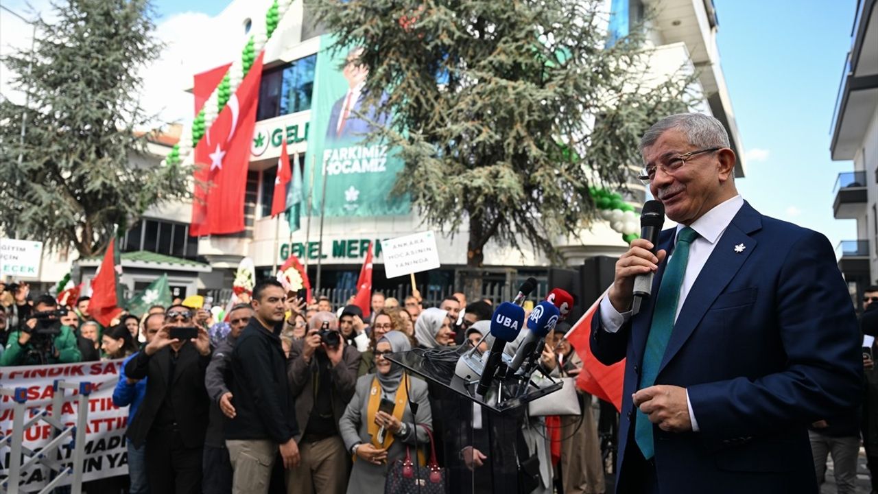 Gelecek Partisi Yeni Genel Merkezini Açtı, Ahmet Davutoğlu Önemli Mesajlar Verdi