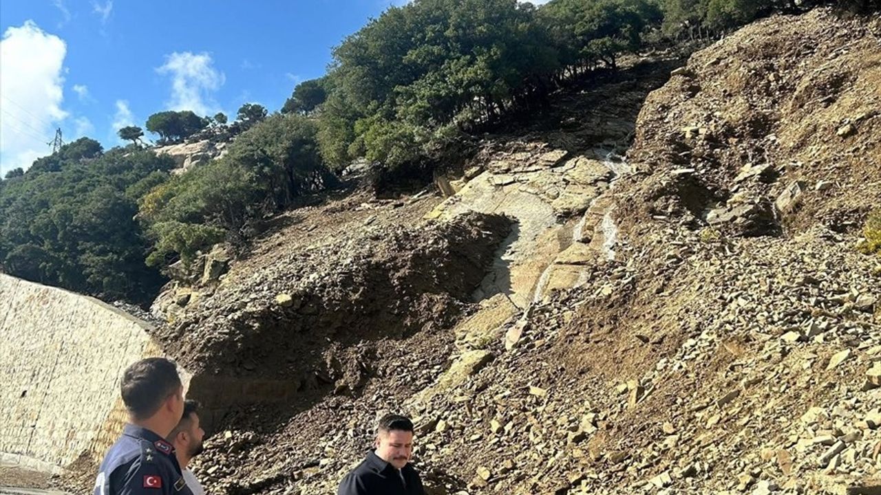 Gökçeada'da Şiddetli Sağanak Etkisini Gösterdi
