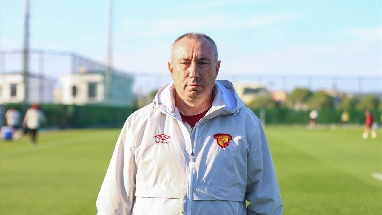 Göztepe'den Avrupa Hedefi: Stanimir Stoilov'un Açıklamaları