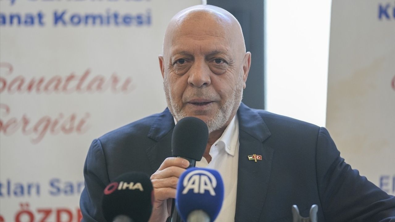 HAK-İŞ'te El Sanatları Sergisi Açıldı
