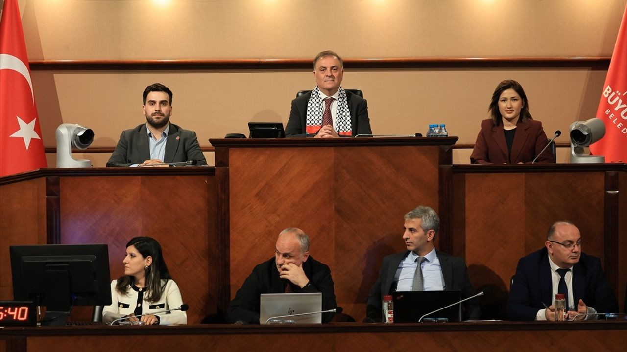 İBB Meclisi'nde Ulaşım ve Kültürel Hizmetlere Zam Önerileri