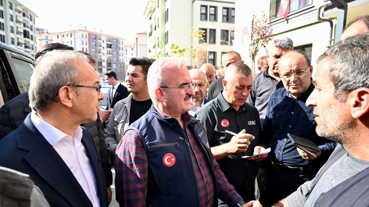 İçişleri Bakan Yardımcısı Karaloğlu, Malatya'da Deprem Konutlarını İnceledi