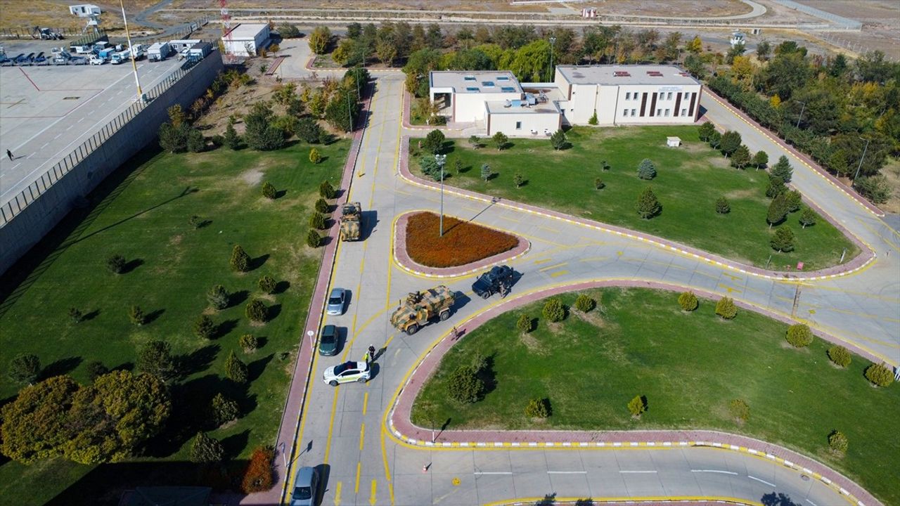 Iğdır Havalimanı'nda Patlayıcı Madde Tatbikatı Gerçekleştirildi