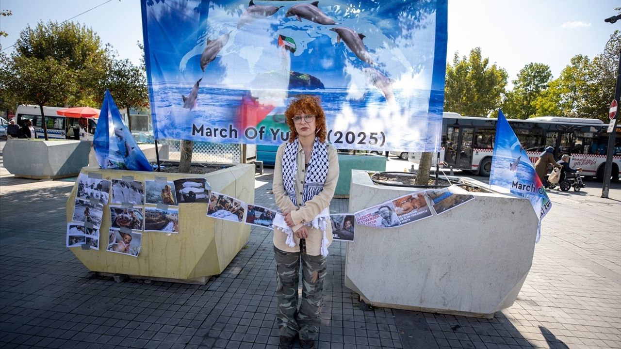 İranlı Aktivist Somayeh Moghadam'ın Kudüs'e Yürüyüşü Destek Buluyor