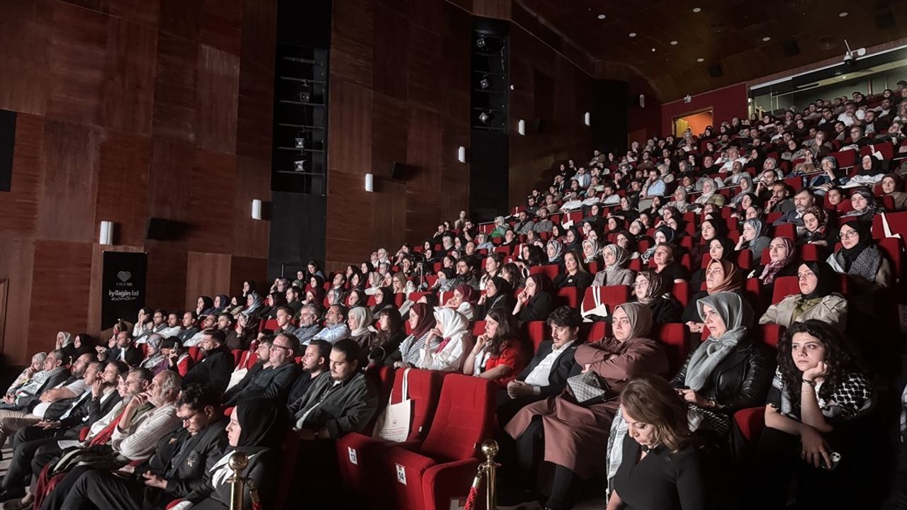 İstanbul'da 'Anka Kuşu Gazze' Belgeselinin İlk Gösterimi Yapıldı