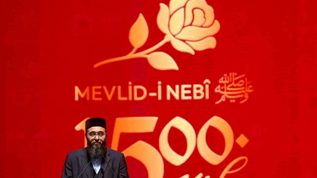 İstanbul'da Hazreti Muhammed'in Doğumunun 1500. Yılı Kutlandı