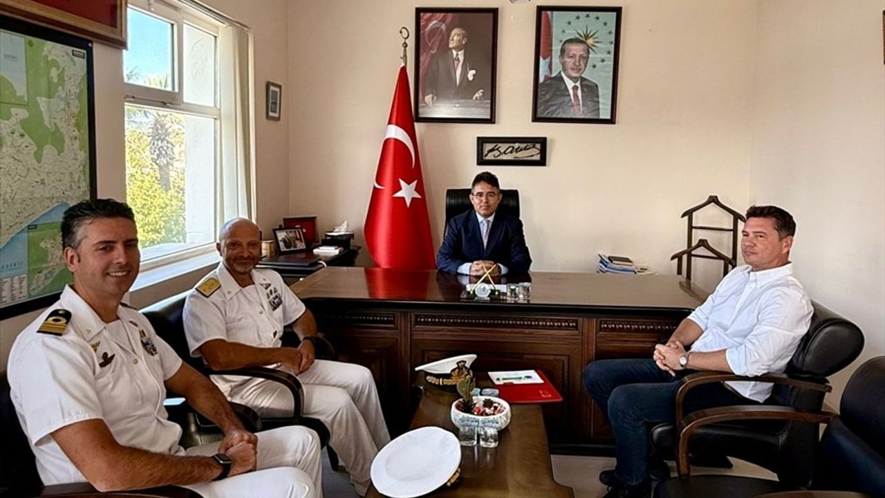İtalyan Fırkateyni Marmaris'te Liman Ziyareti Gerçekleştirdi