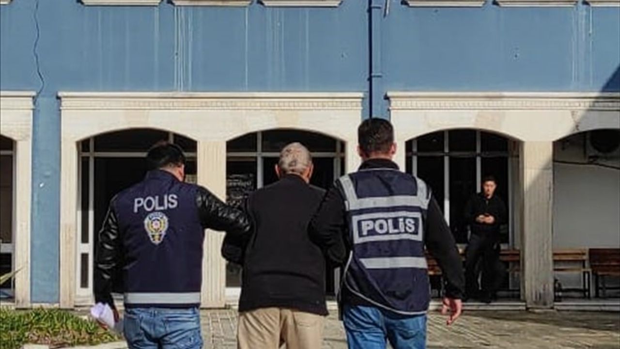 İzmir'de 16 Yıl Hapis Cezası Olan Firari Hükümlü Yakalandı