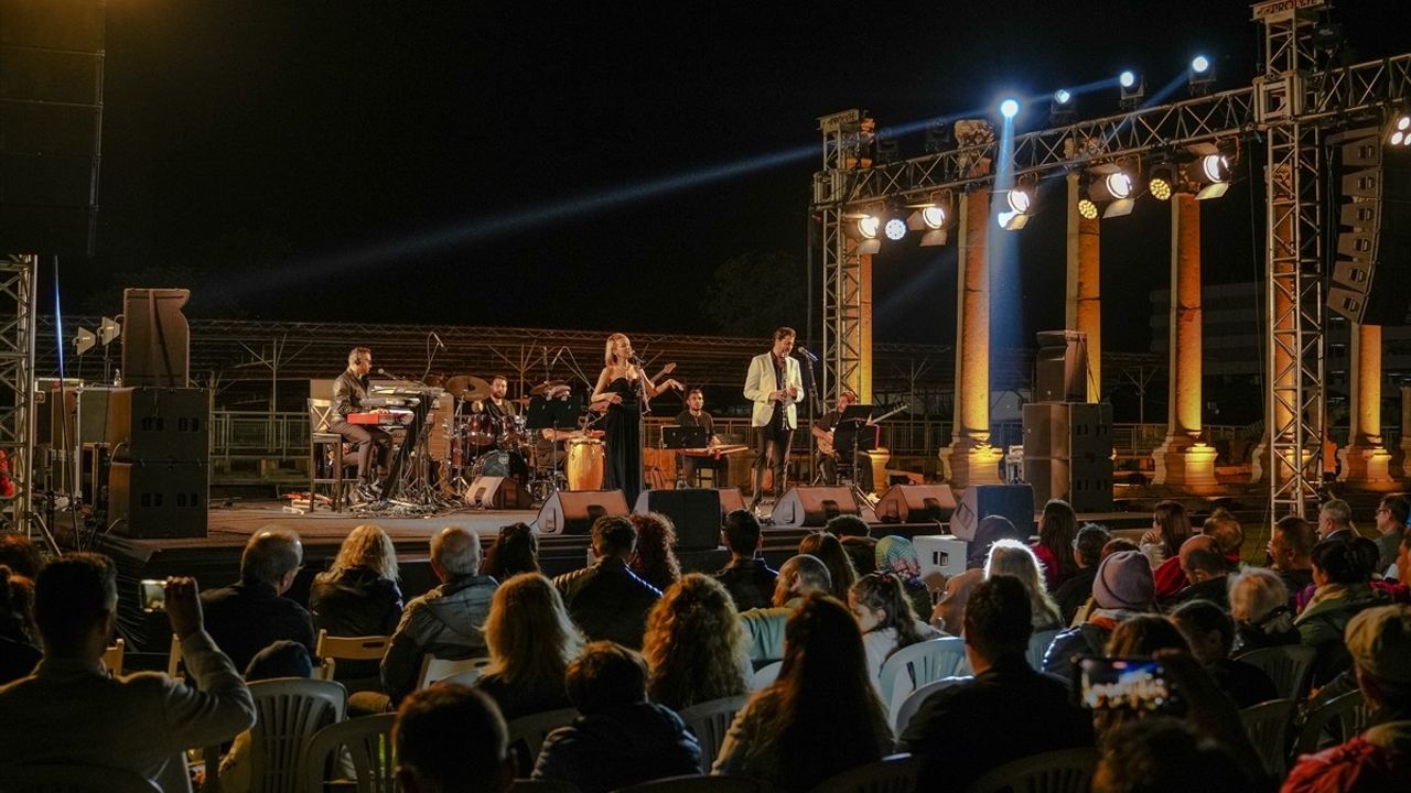 İzmir Kültür Yolu Festivali: Sanat ve Eğlence Dolu İki Gün