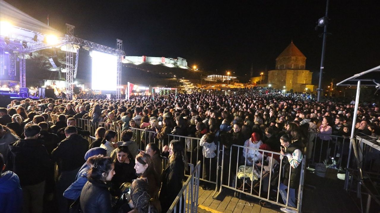 Kars'ta Kıraç Konseri: Yaşayan Miras Festivali Rüzgarı