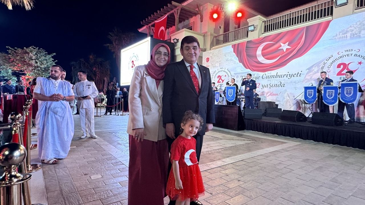 Katar'da Türkiye'nin 102. Yılı Kutlandı