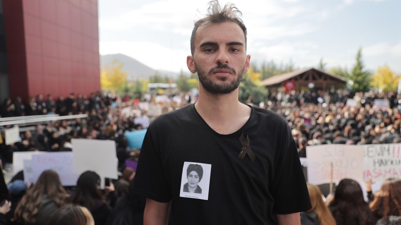 Kayseri'de Kadın Cinayeti: Meliha Keskin'in Cenazesi Defnedildi