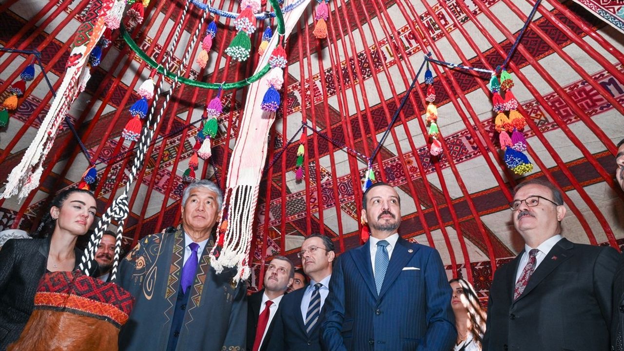 Kazak Yurt Çadırı Ankara'da Resmen Açıldı