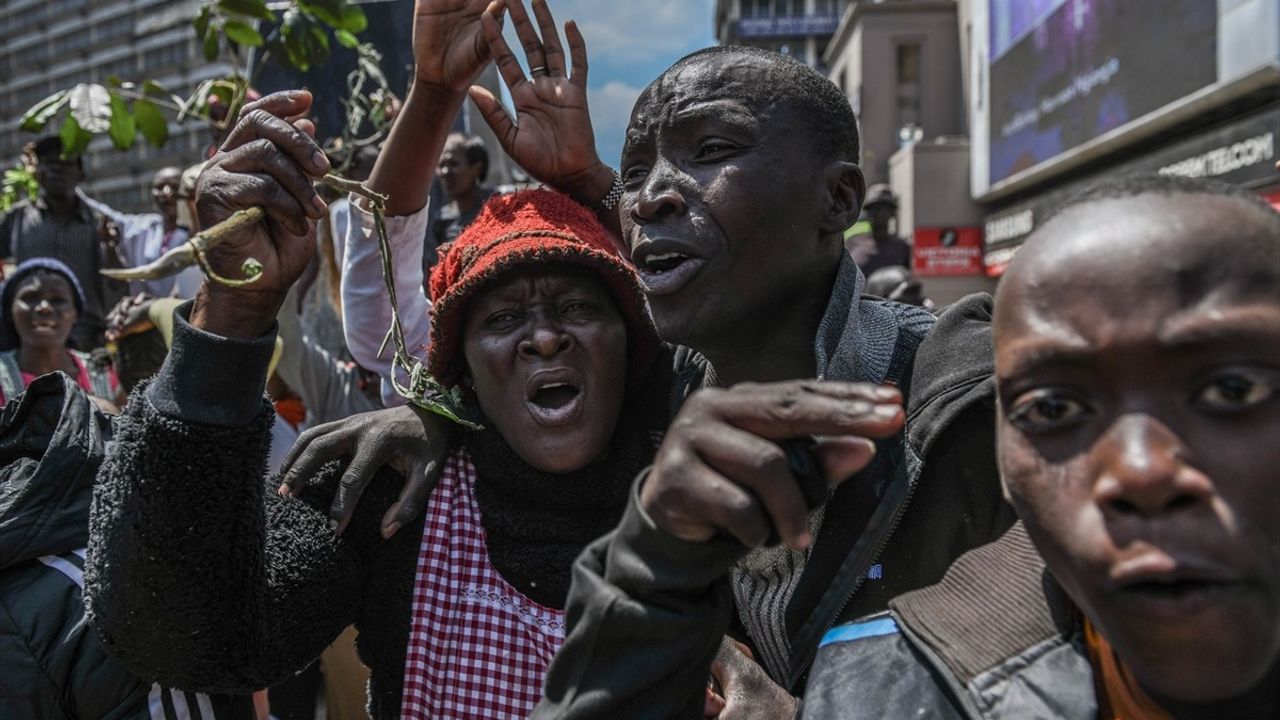 Kenya'nın Eski Başbakanı Raila Odinga Hayatını Kaybetti