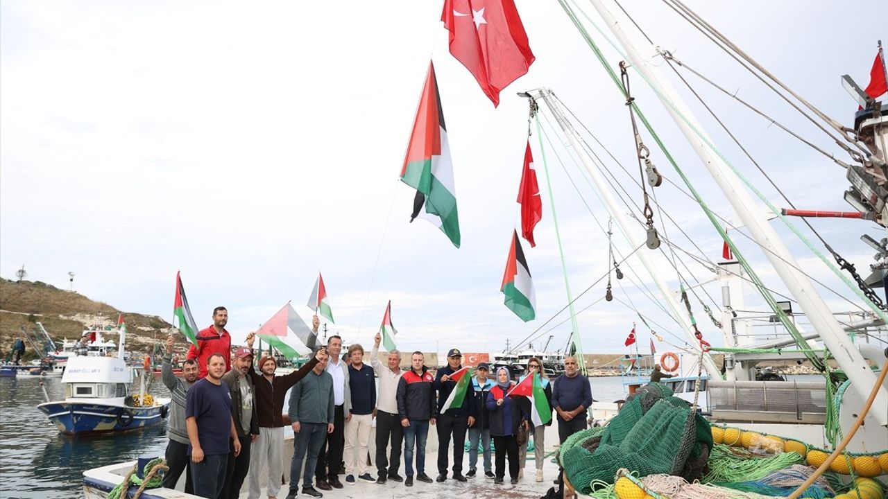 Kırklareli'nde Küresel Sumud Filosu İçin Selamlama Etkinliği