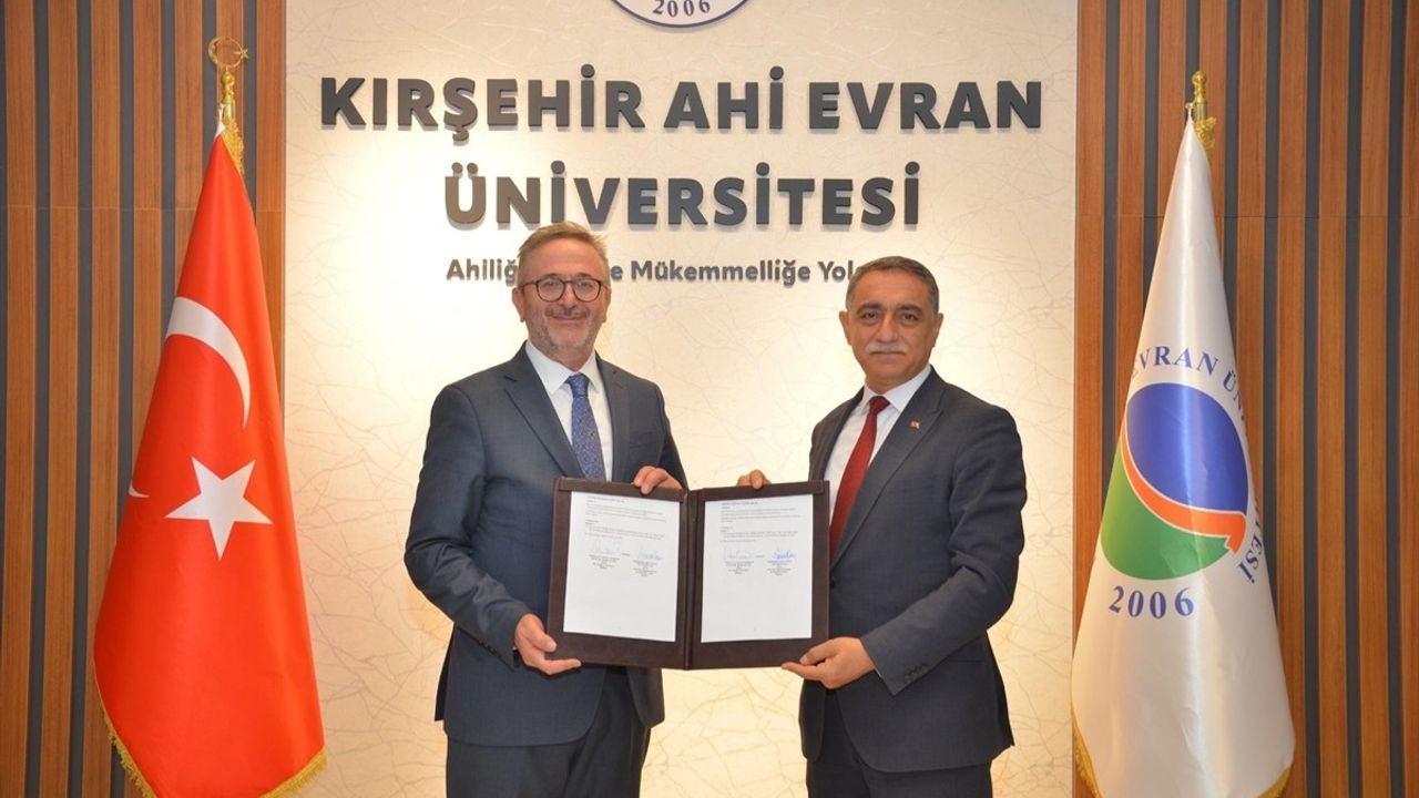 Kırşehir Ahi Evran Üniversitesi Eserlerini TÜYEK'e Devrediyor