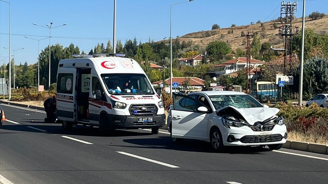 Kırşehir'de Otomobil Kazası: Bir Yaya Hayatını Kaybetti