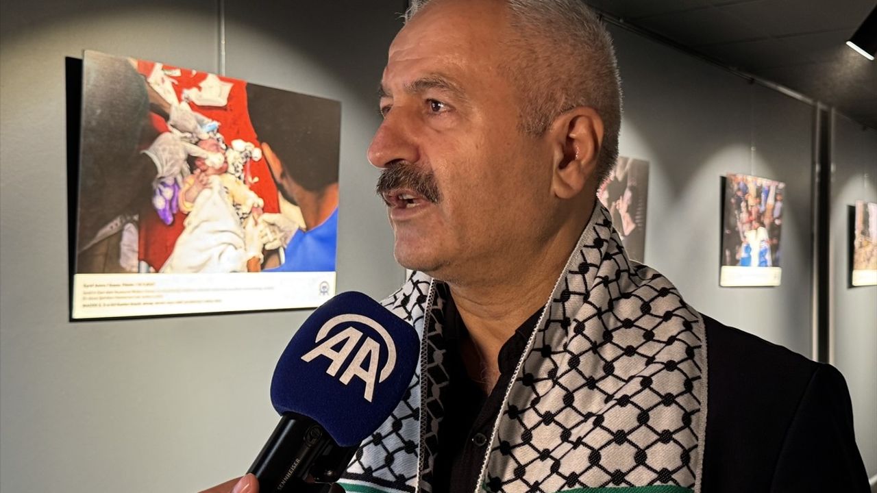 Kocaeli'de Anadolu Ajansı'nın 'Kanıt' Sergisi Açıldı