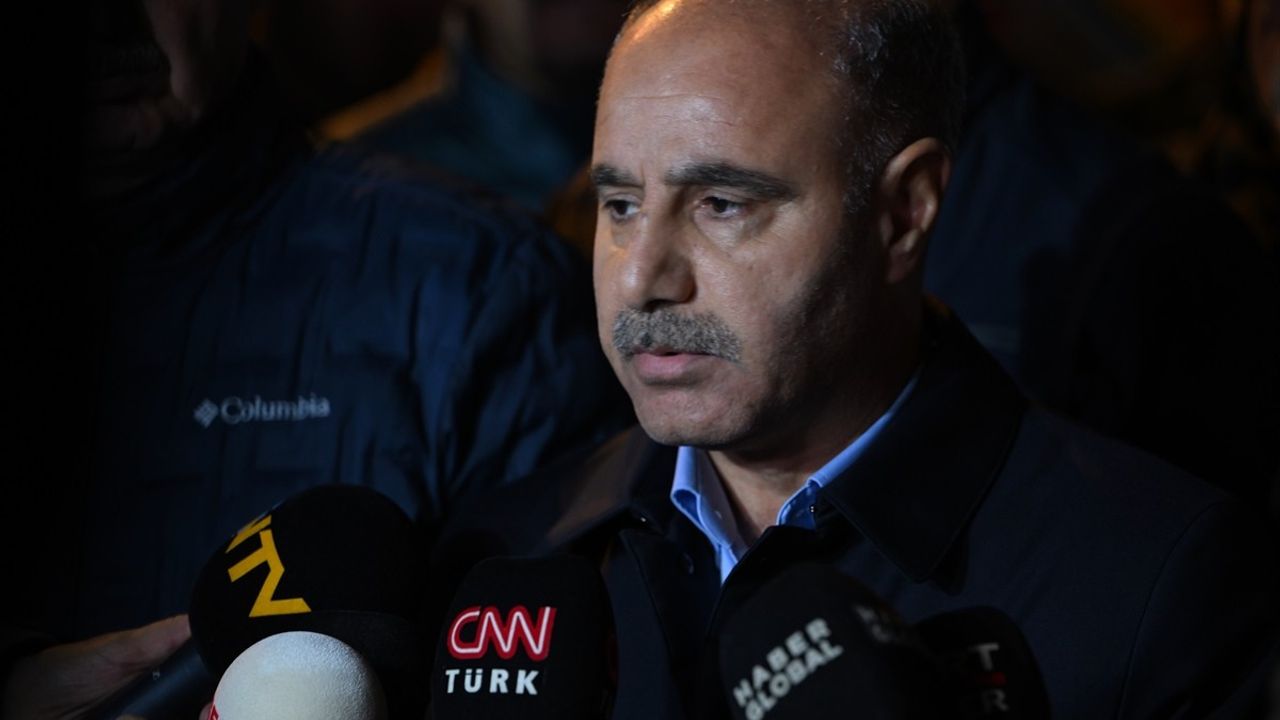 Kocaeli'de Çöken Binadaki Baba Levent Bilir'in Cansız Bedenine Ulaşıldı