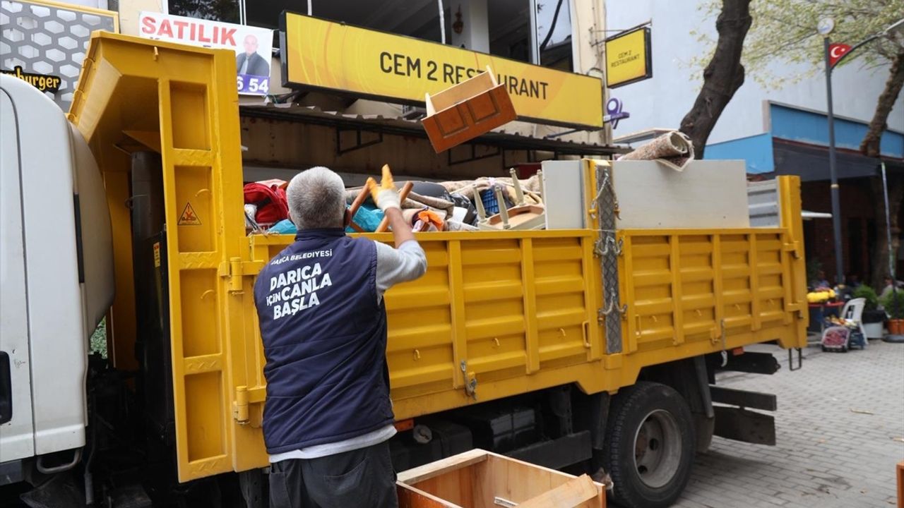 Kocaeli'de İhbar Üzerine Temizlik Operasyonu