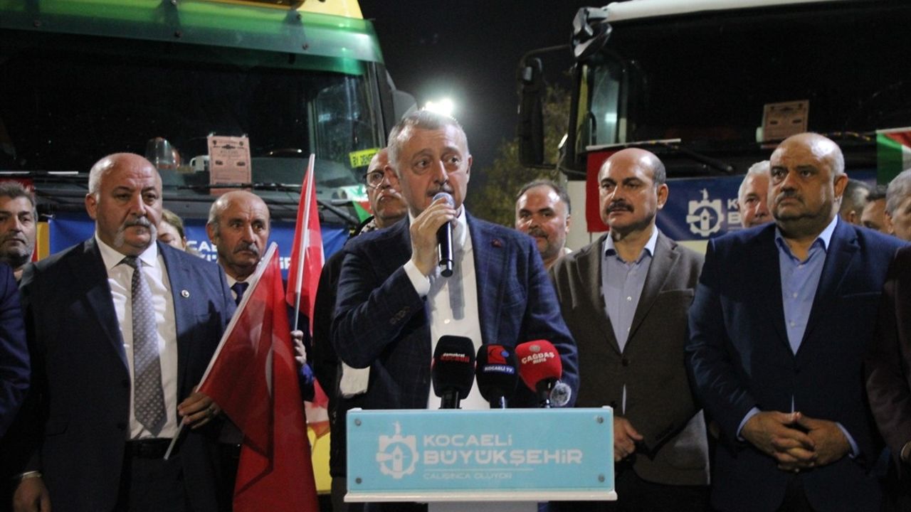 Kocaeli'den Gazze'ye Yardım Tırları Uğurlandı