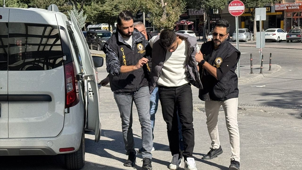 Konya'da Silahlı Kavga: 5 Yaşındaki Çocuk Hayatını Kaybetti